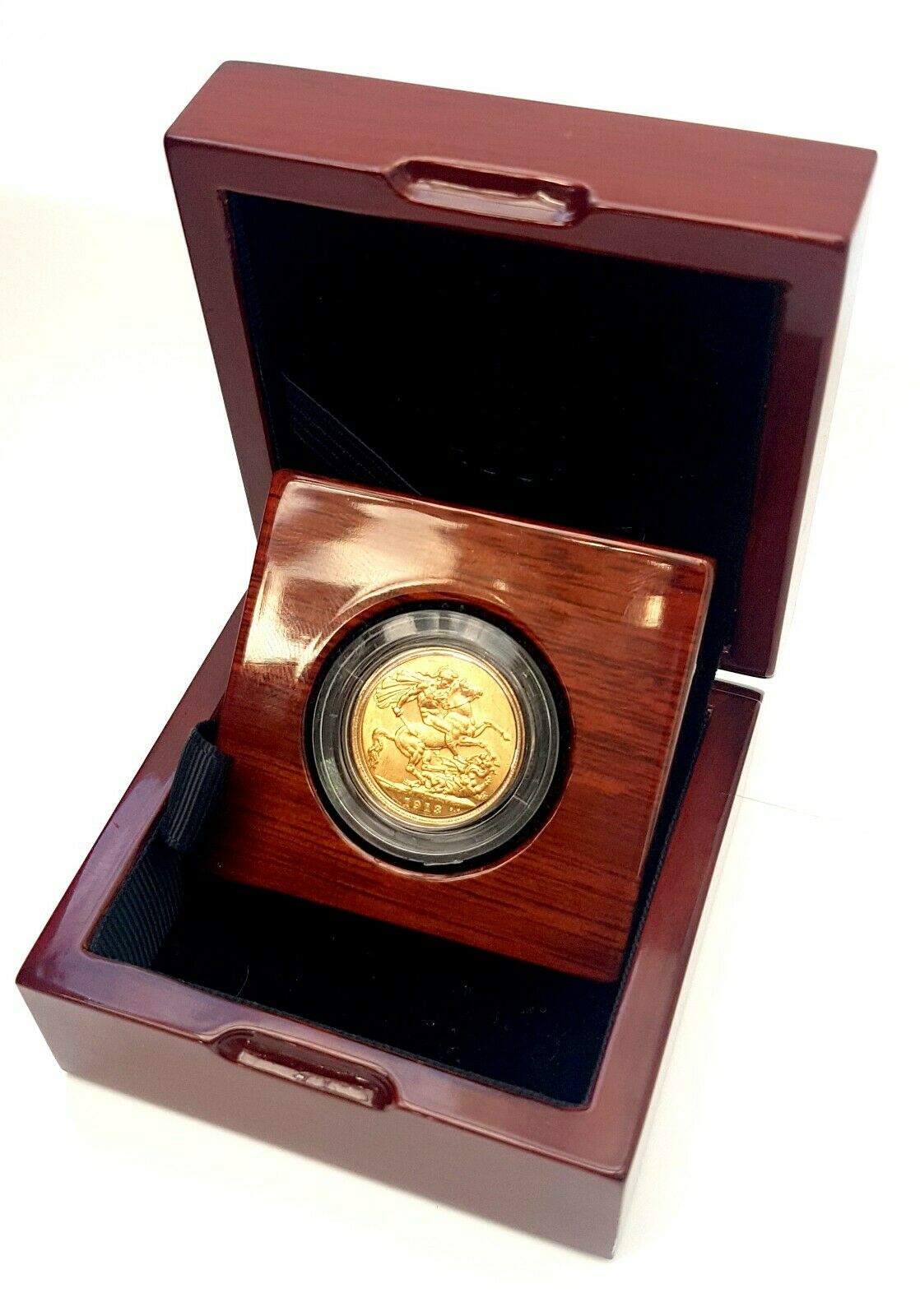 1893-1901 Queen Victoria WH Gold Sovereigns + Capsulated within Luxury Case