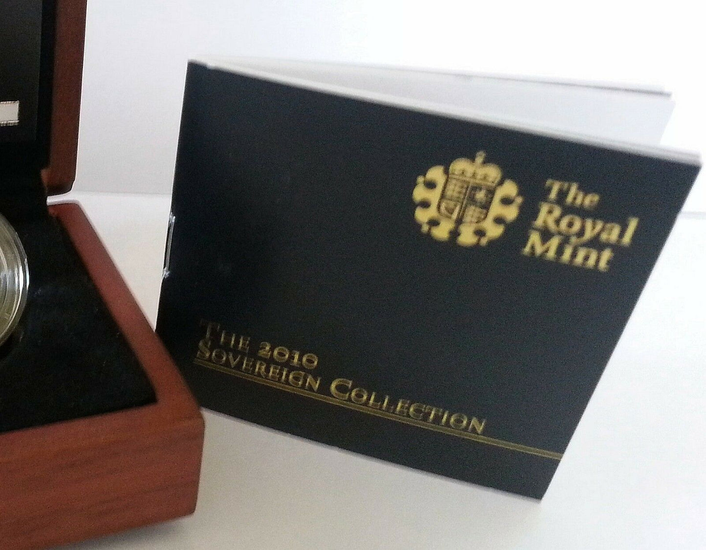 2010 Queen Elizabeth II Proof Gold Half Sovereign + Walnut Case COA